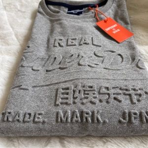 Superdry Vintage Logo Embossed T shirt. NWT Silver Glass Feeder Sz XL